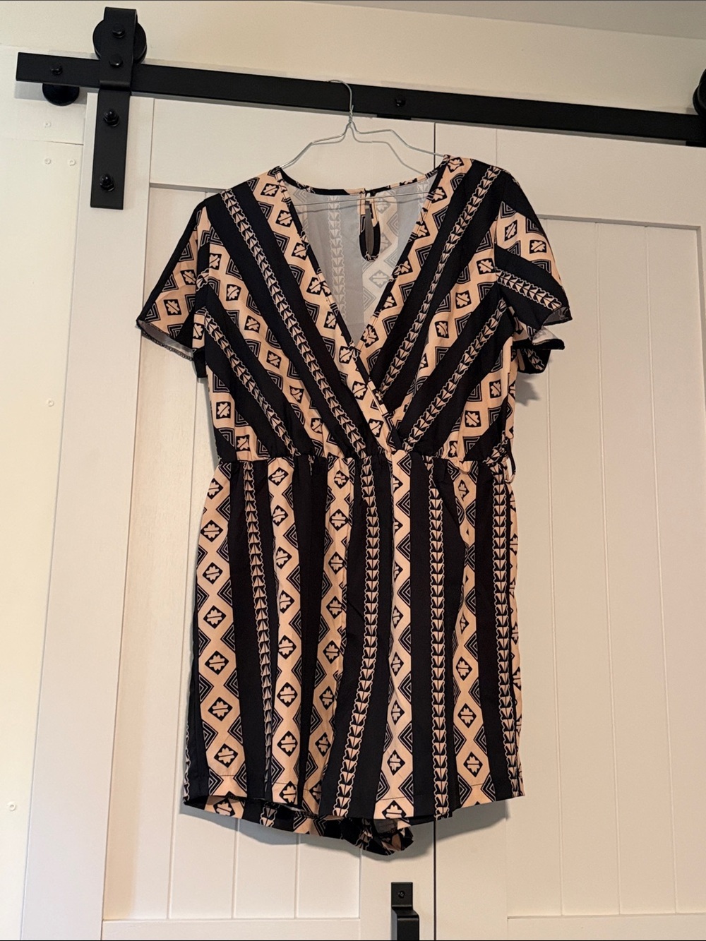SHEIN Black and Beige Geometric Wrap Romper